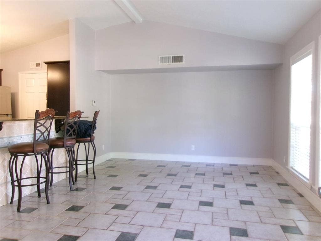 665 Stonewall Drive, Grand Prairie, TX 75052 665 Stonewall Drive, Grand Prairie, TX 75052