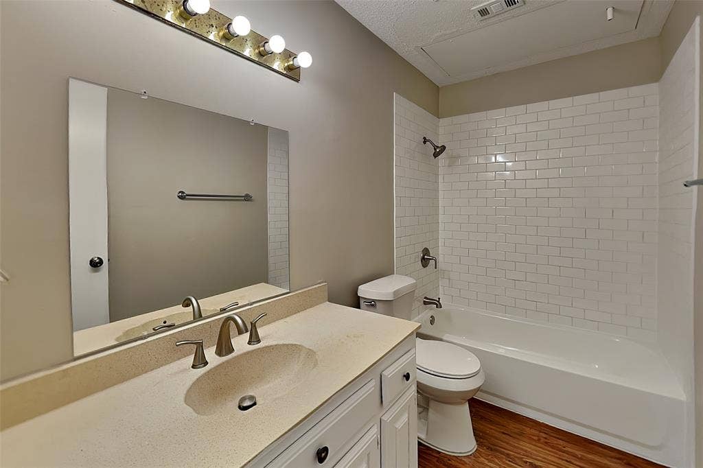 6206 Alissa Drive, Rowlett, TX 75089 6206 Alissa Drive, Rowlett, TX 75089