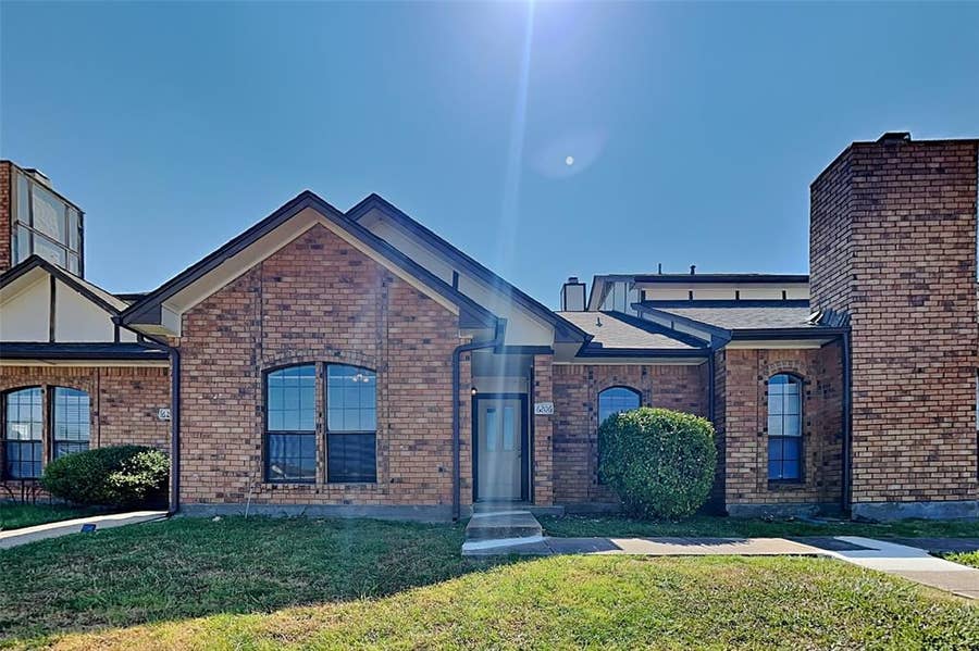 Property photo for 6206 Alissa Drive, Rowlett, TX