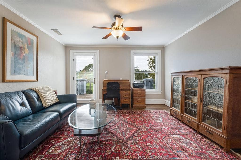 6703 Country Club Circle, Dallas, TX 75214 6703 Country Club Circle, Dallas, TX 75214