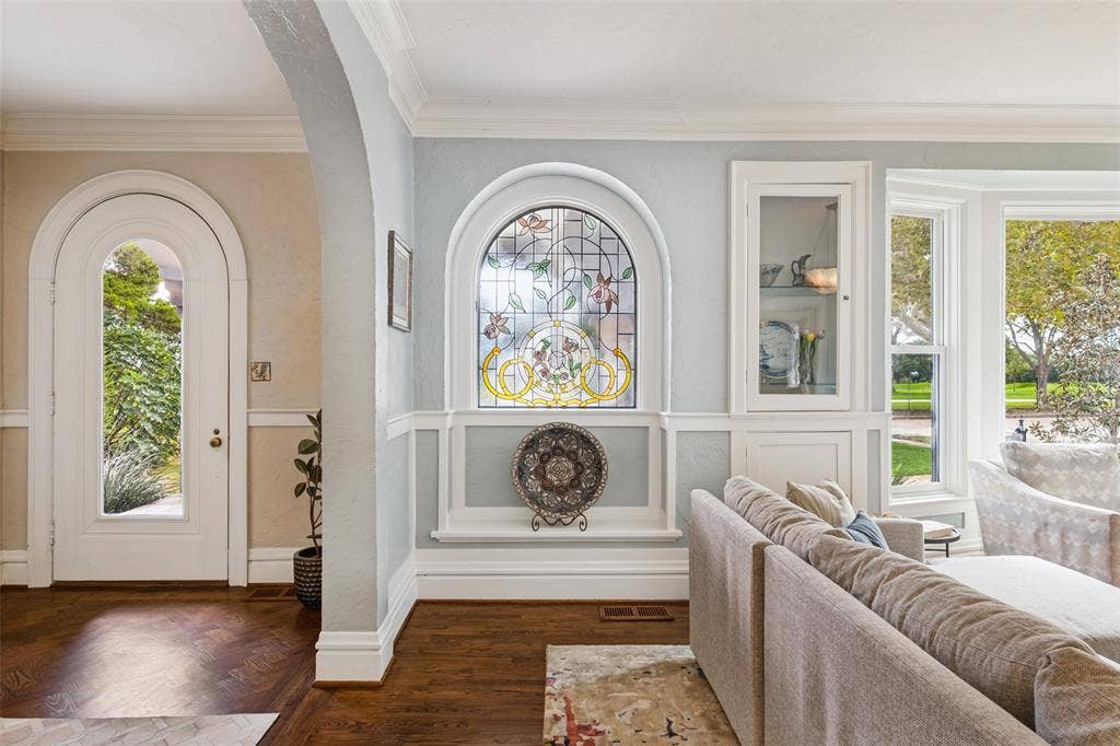 6703 Country Club Circle, Dallas, TX 75214 6703 Country Club Circle, Dallas, TX 75214