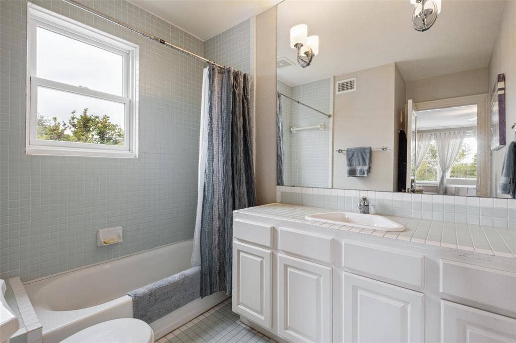 6703 Country Club Circle, Dallas, TX 75214 6703 Country Club Circle, Dallas, TX 75214