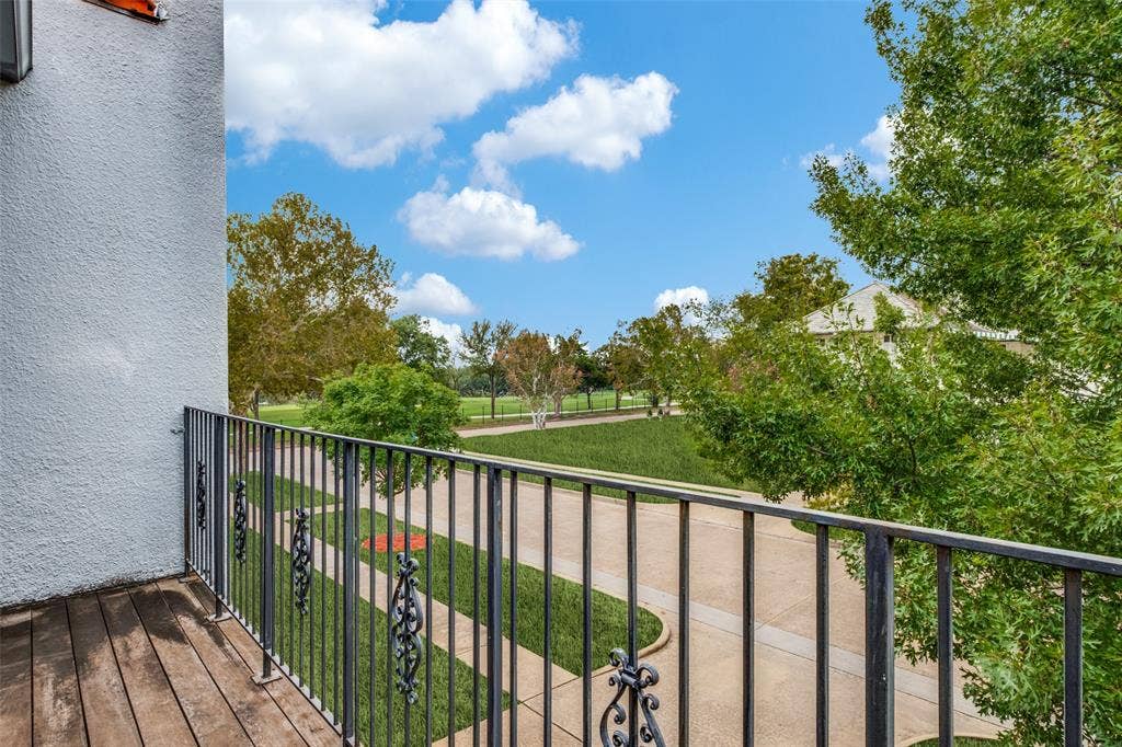 6703 Country Club Circle, Dallas, TX 75214 6703 Country Club Circle, Dallas, TX 75214
