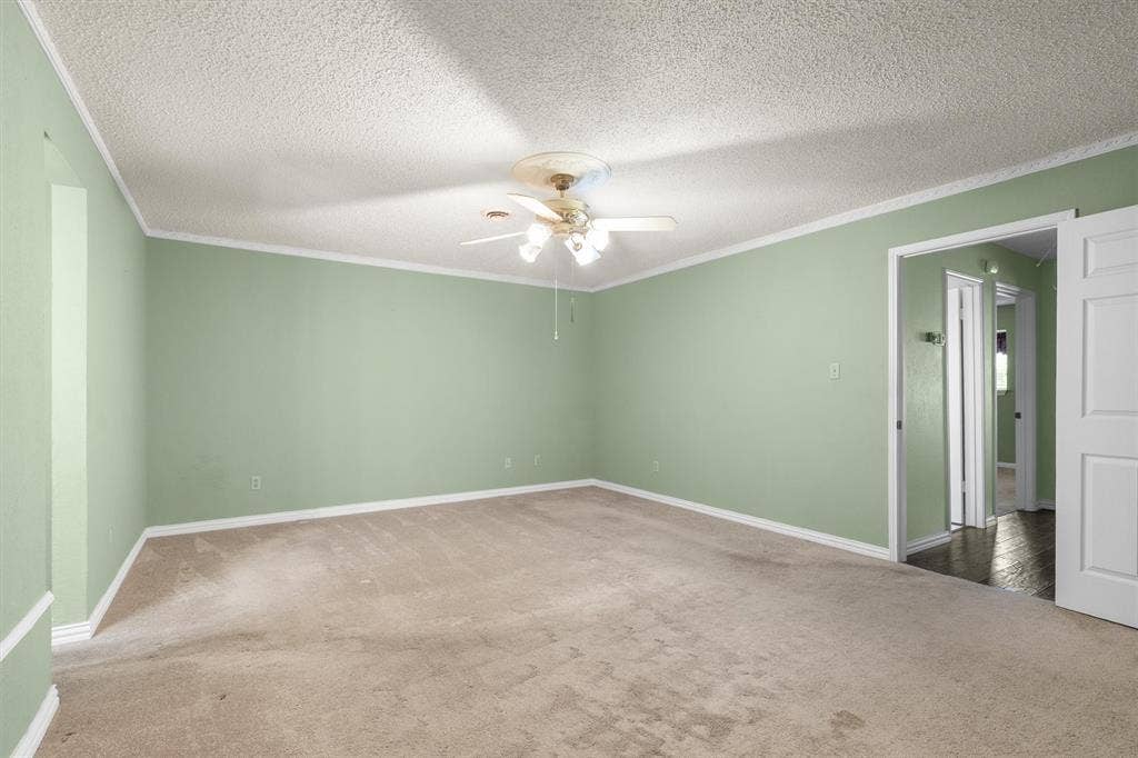 1305 Stonewood Drive, Carrollton, TX 75006 Primary bedroom