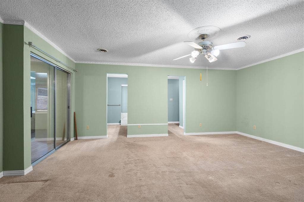 1305 Stonewood Drive, Carrollton, TX 75006 Huge primary bedroom