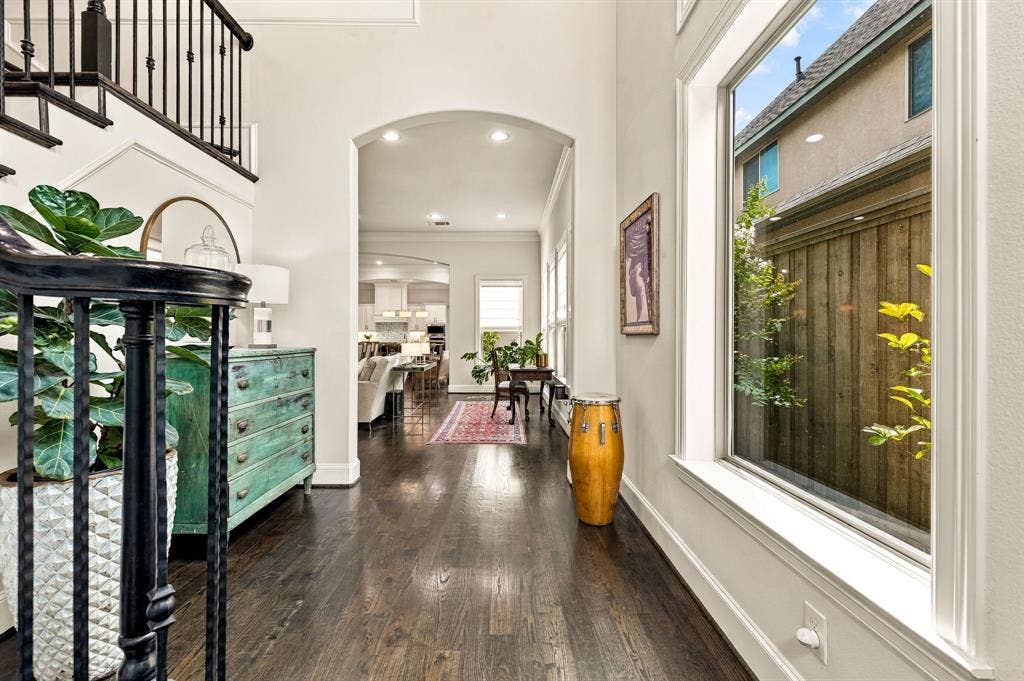 3710 Fairfax Avenue, Dallas, TX 75209 3710 Fairfax Avenue, Dallas, TX 75209