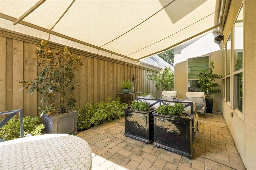 3710 Fairfax Avenue, Dallas, TX 75209 3710 Fairfax Avenue, Dallas, TX 75209