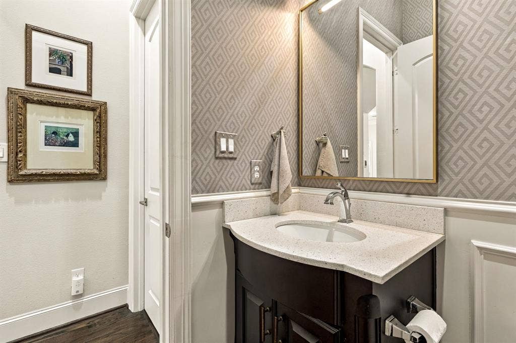 3710 Fairfax Avenue, Dallas, TX 75209 3710 Fairfax Avenue, Dallas, TX 75209