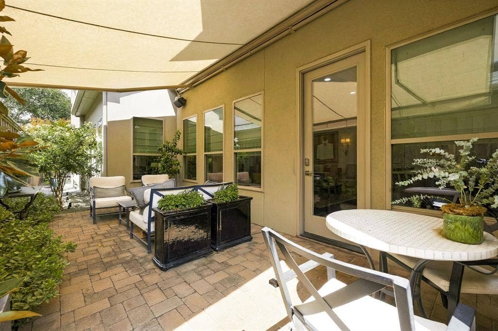 3710 Fairfax Avenue, Dallas, TX 75209 3710 Fairfax Avenue, Dallas, TX 75209