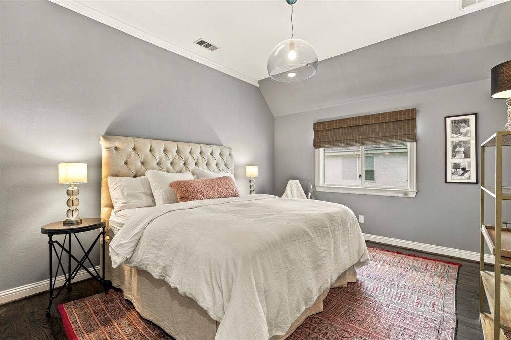 3710 Fairfax Avenue, Dallas, TX 75209 3710 Fairfax Avenue, Dallas, TX 75209