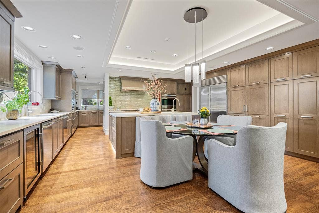 11117 Eastview Circle, Dallas, TX 75230 11117 Eastview Circle, Dallas, TX 75230