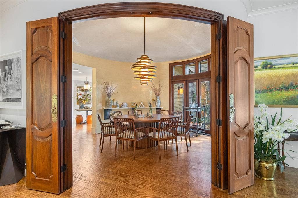 11117 Eastview Circle, Dallas, TX 75230 11117 Eastview Circle, Dallas, TX 75230