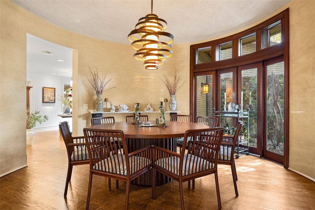 11117 Eastview Circle, Dallas, TX 75230 11117 Eastview Circle, Dallas, TX 75230