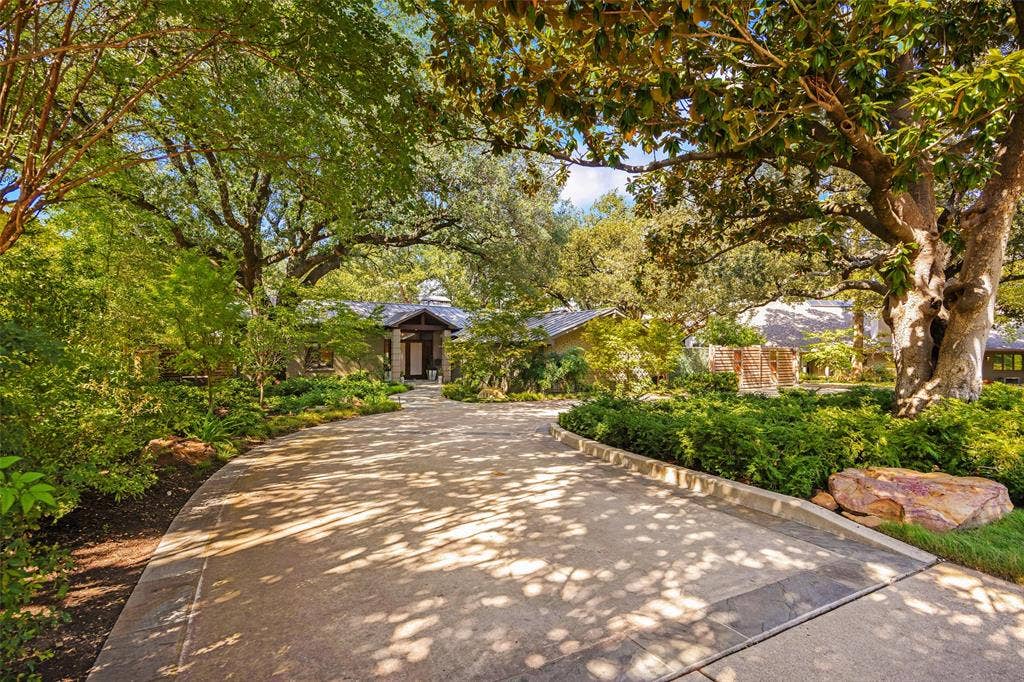 11117 Eastview Circle, Dallas, TX 75230 11117 Eastview Circle, Dallas, TX 75230
