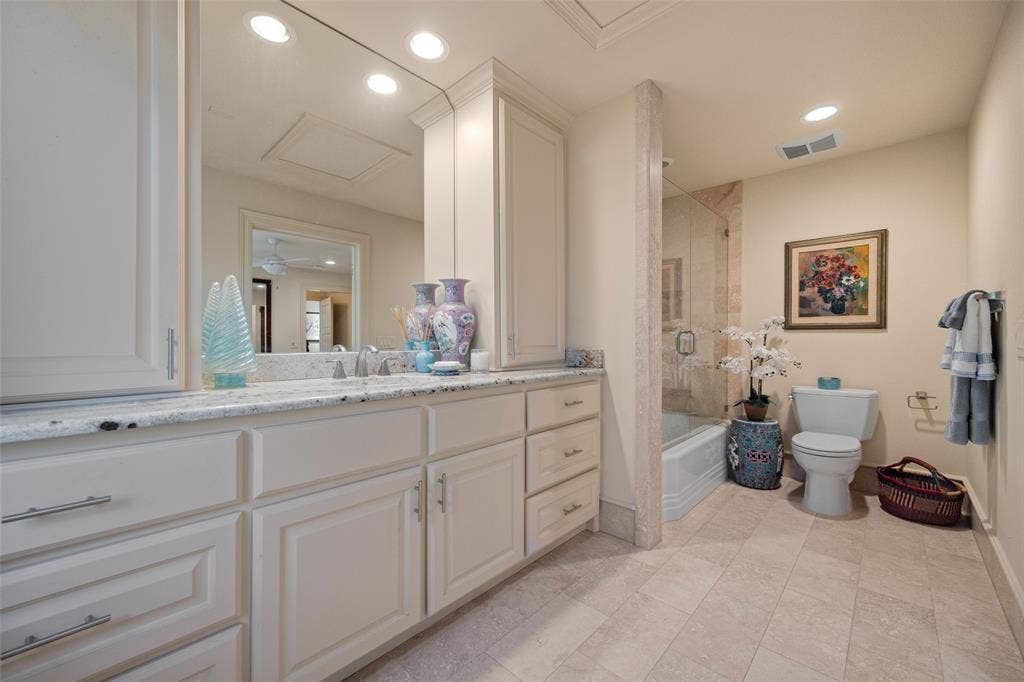 11117 Eastview Circle, Dallas, TX 75230 11117 Eastview Circle, Dallas, TX 75230