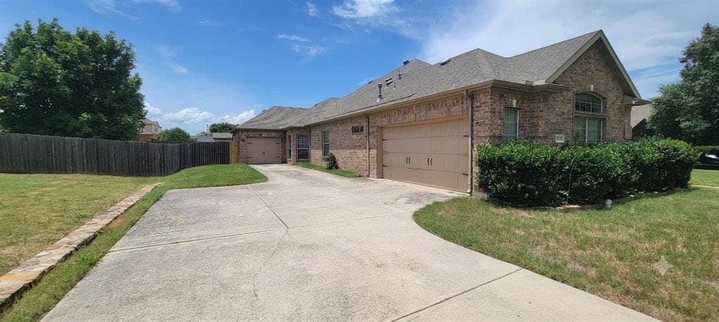13733 Alterna Drive, Fort Worth, TX 76052 13733 Alterna Drive, Fort Worth, TX 76052