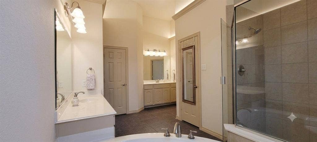 13733 Alterna Drive, Fort Worth, TX 76052 13733 Alterna Drive, Fort Worth, TX 76052