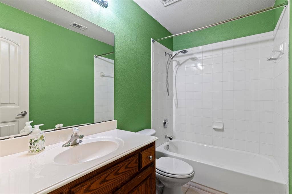 320 Montana Trail, Murphy, TX 75094 320 Montana Trail, Murphy, TX 75094