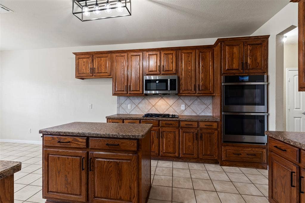 320 Montana Trail, Murphy, TX 75094 320 Montana Trail, Murphy, TX 75094