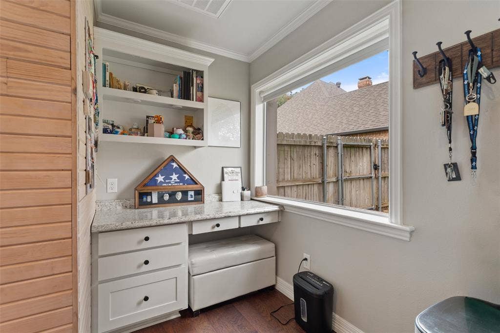 237 E Hideaway Lane, Hideaway, TX 75771