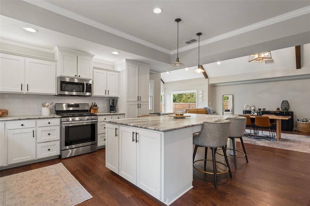237 E Hideaway Lane, Hideaway, TX 75771