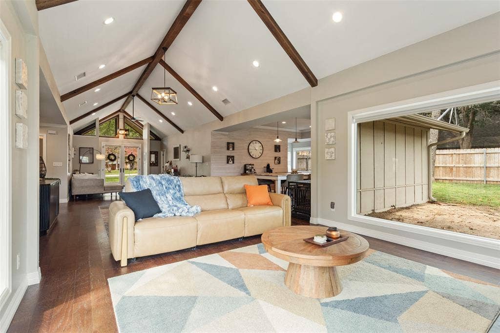 237 E Hideaway Lane, Hideaway, TX 75771