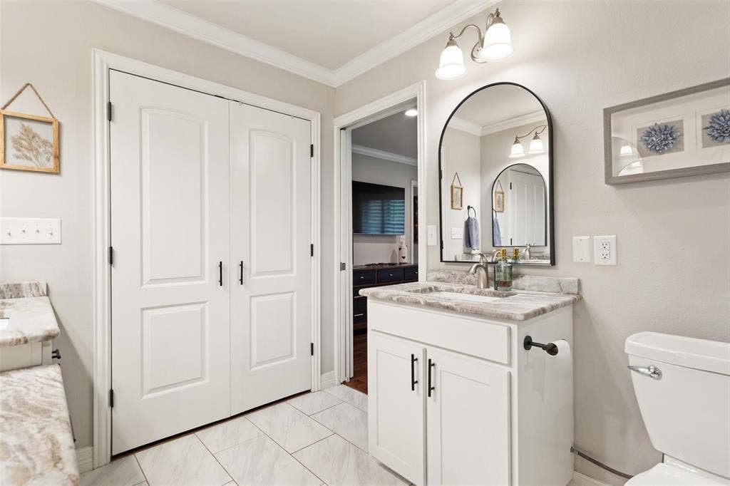 237 E Hideaway Lane, Hideaway, TX 75771