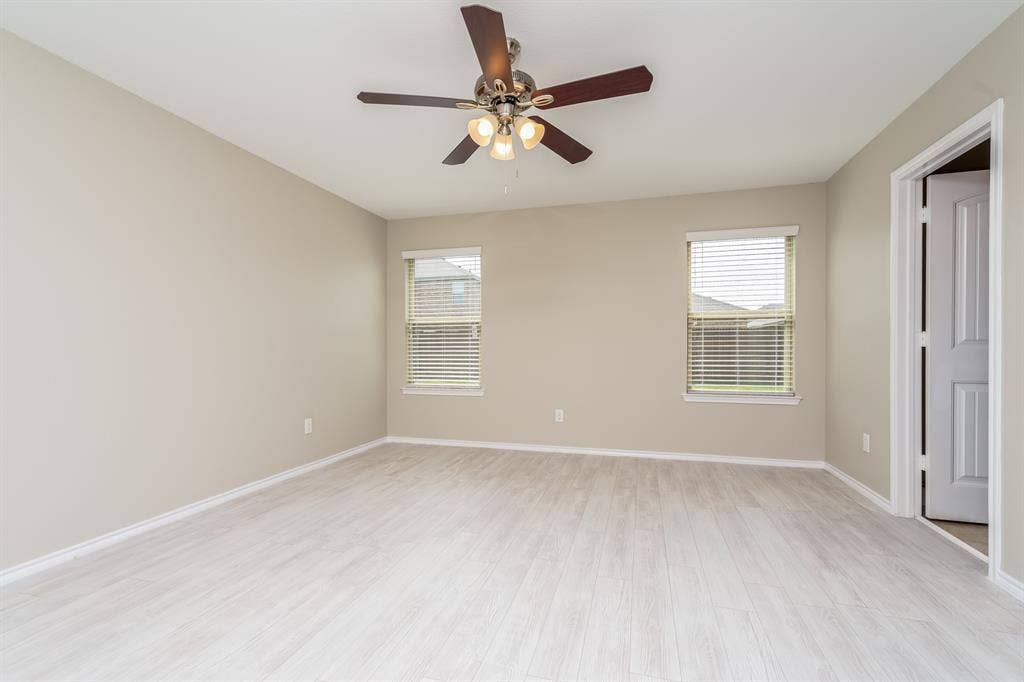 2212 Tombstone Road, Forney, TX 75126 2212 Tombstone Road, Forney, TX 75126