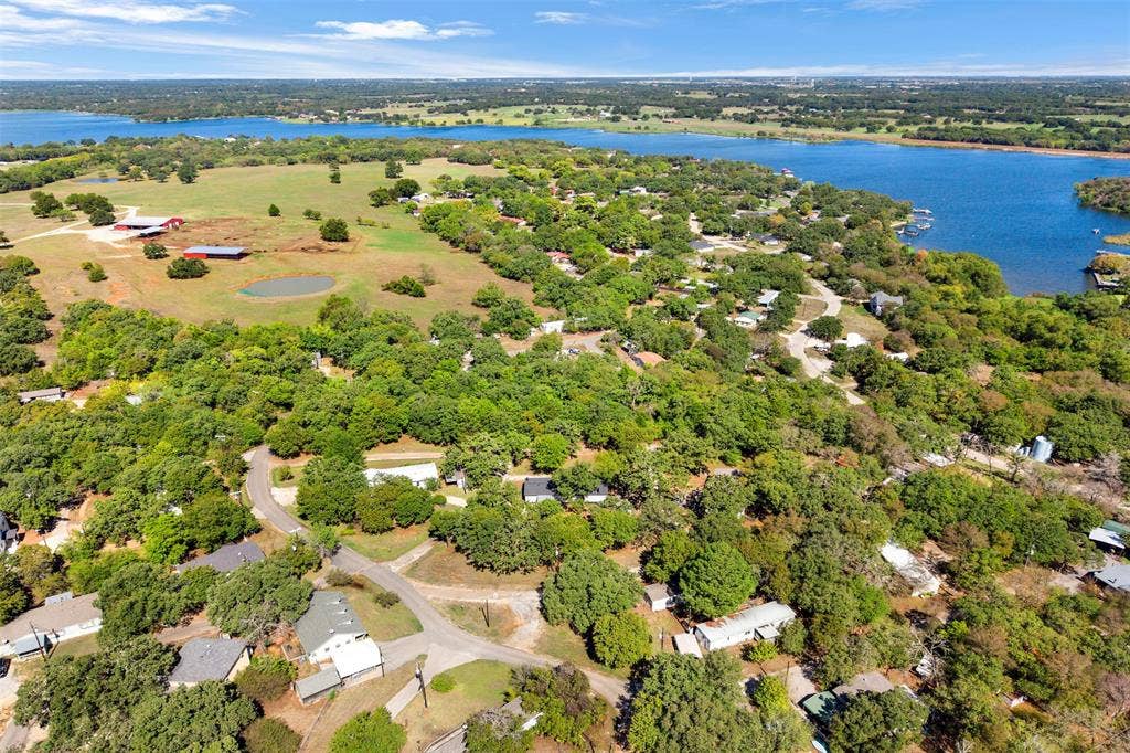 445 Fortune Road, Alvarado, TX 76009