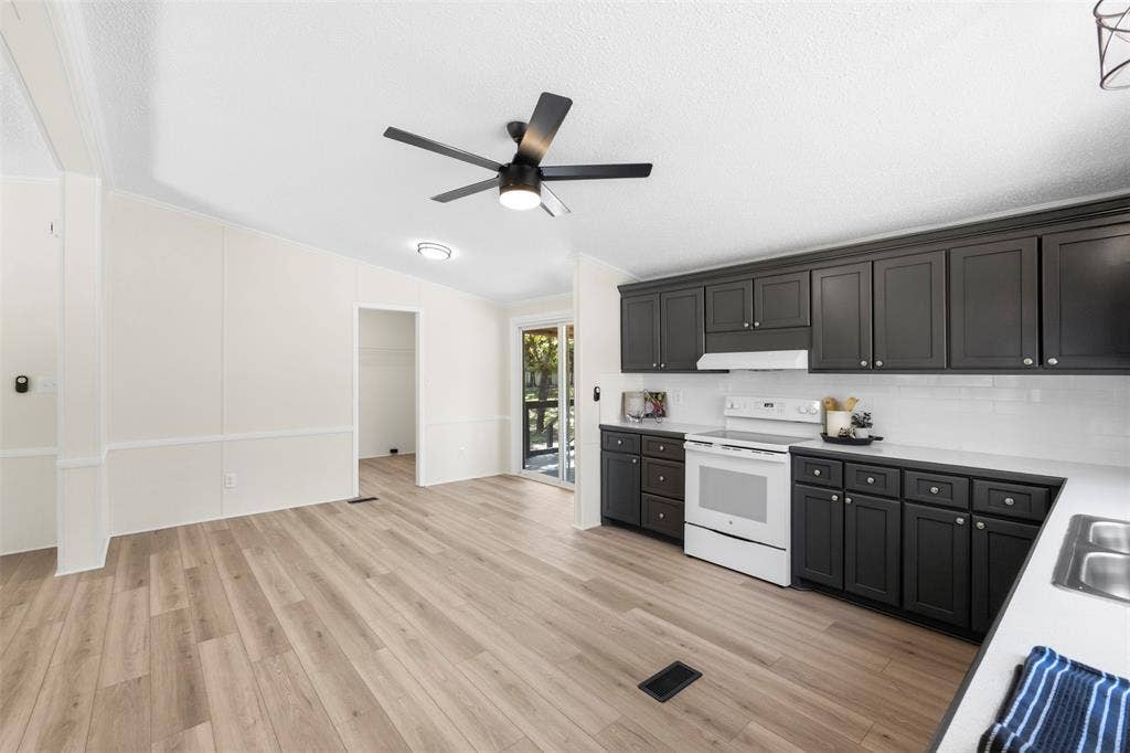 445 Fortune Road, Alvarado, TX 76009