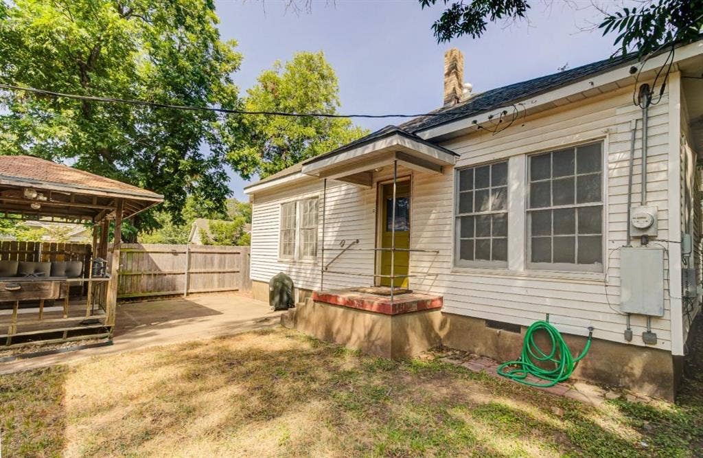2828 Grim Avenue, Waco, TX 76707