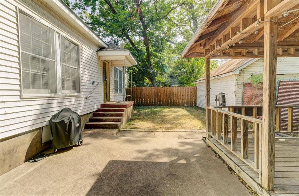 2828 Grim Avenue, Waco, TX 76707