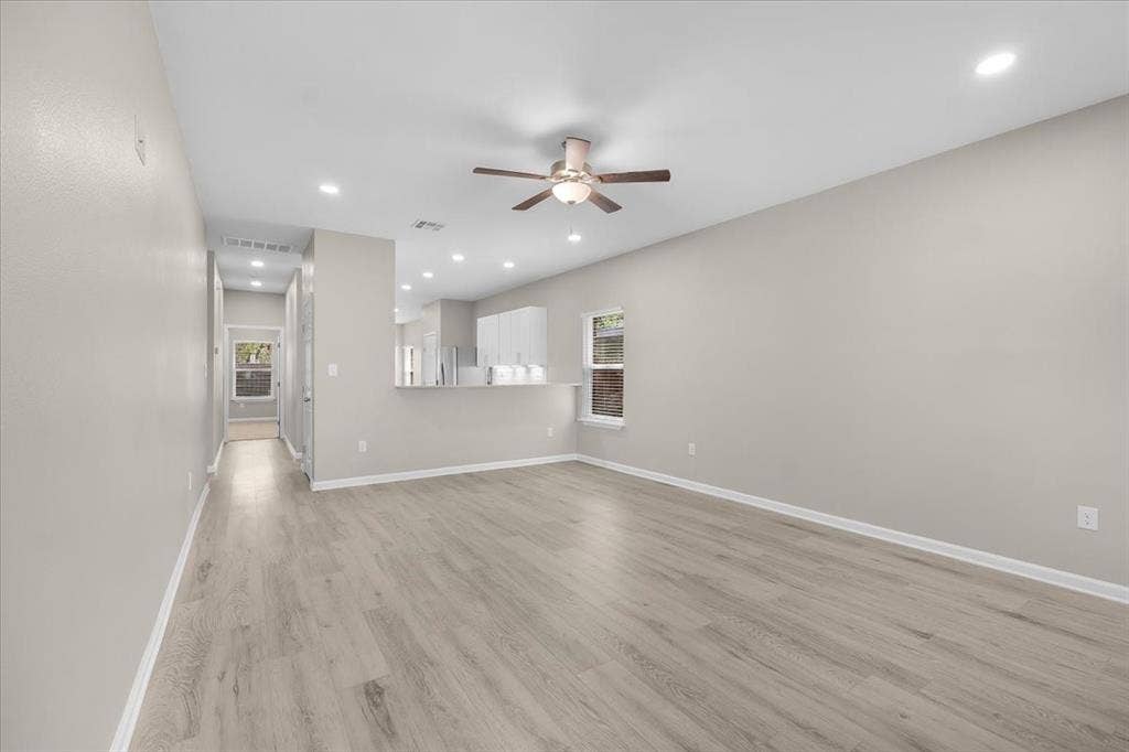 804 N Chandler Drive, Fort Worth, TX 76111 804 N Chandler Drive, Fort Worth, TX 76111