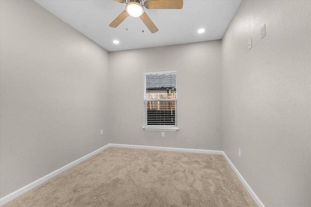 804 N Chandler Drive, Fort Worth, TX 76111 804 N Chandler Drive, Fort Worth, TX 76111
