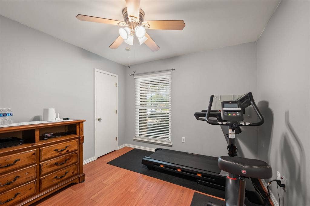 3500 Primrose Lane, Bedford, TX 76021