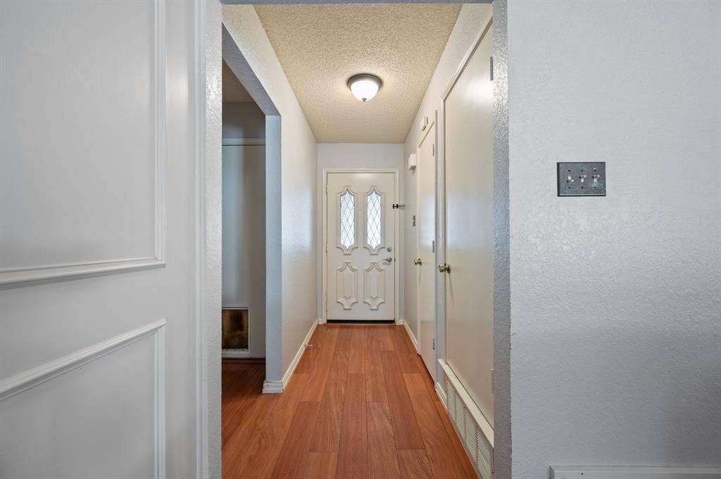 3500 Primrose Lane, Bedford, TX 76021