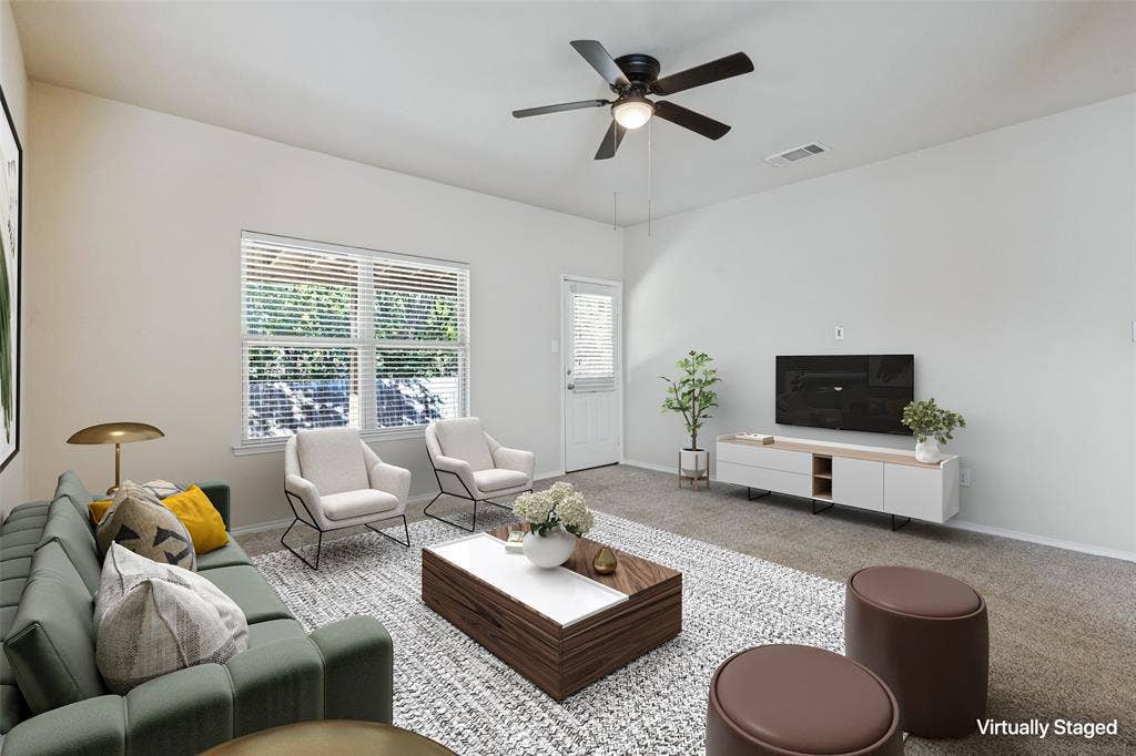 1201 Jasper Crossing, Princeton, TX 75407 Virtually Satged