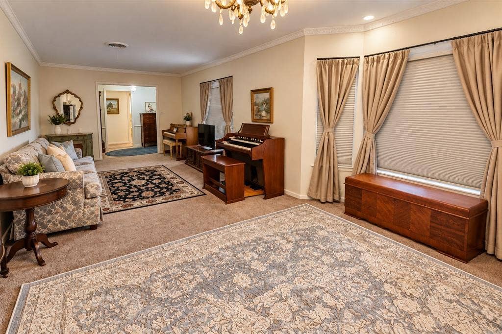 907 N Elm Street, Kemp, TX 75143 907 N Elm Street, Kemp, TX 75143