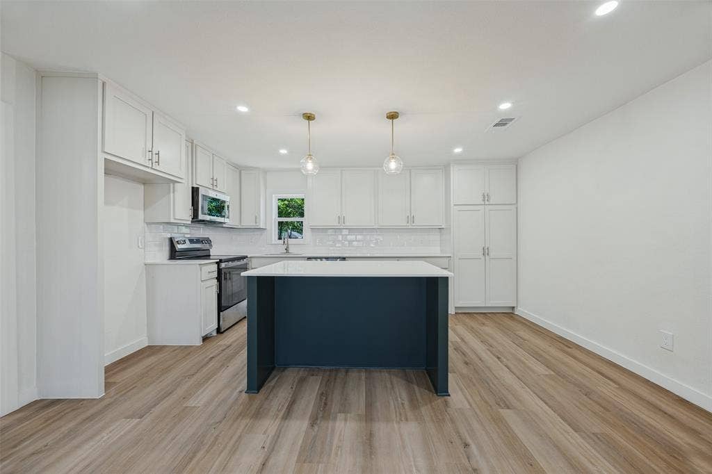 718 N Union Street, Whitesboro, TX 76273
