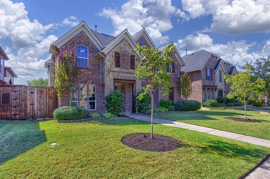 Property photo for 1111 Fossil Lake Drive, Frisco, TX