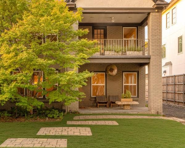 4009 Prescott Avenue, Dallas, TX 75219 4009 Prescott Avenue, Dallas, TX 75219