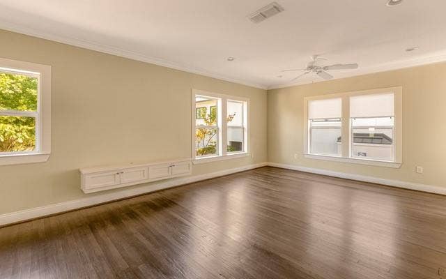 4009 Prescott Avenue, Dallas, TX 75219 Oversized Primary bedroom with loads of natural light
