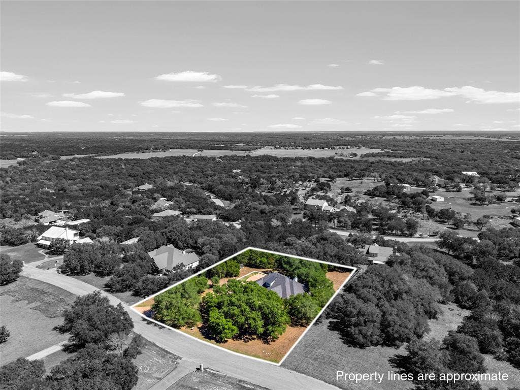320 Kandus Cove, China Spring, TX 76633 320 Kandus Cove, China Spring, TX 76633