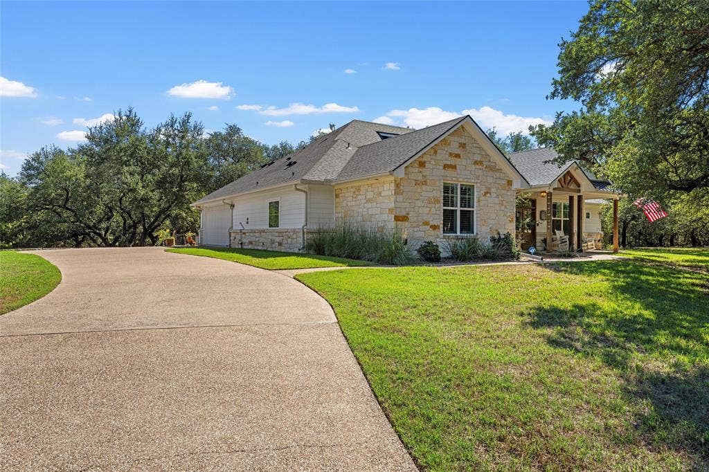 320 Kandus Cove, China Spring, TX 76633 320 Kandus Cove, China Spring, TX 76633