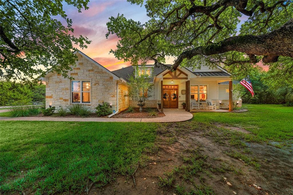 320 Kandus Cove, China Spring, TX 76633 320 Kandus Cove, China Spring, TX 76633