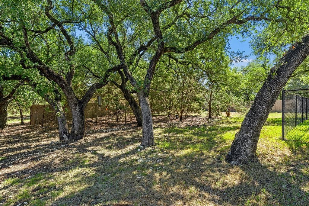 320 Kandus Cove, China Spring, TX 76633 320 Kandus Cove, China Spring, TX 76633