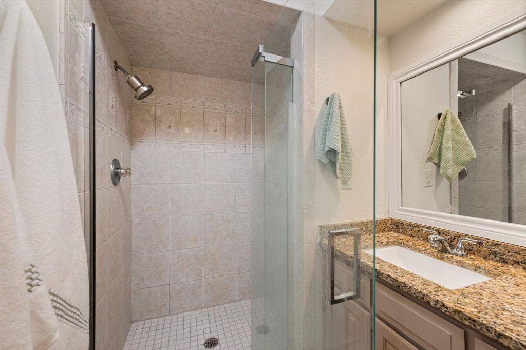 1121 Timbercreek Road, Benbrook, TX 76126