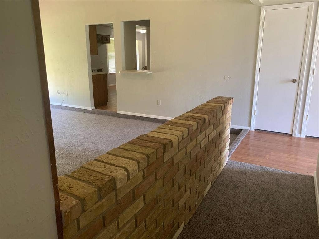 2518 Highgate Drive, Arlington, TX 76016 2518 Highgate Drive, Arlington, TX 76016