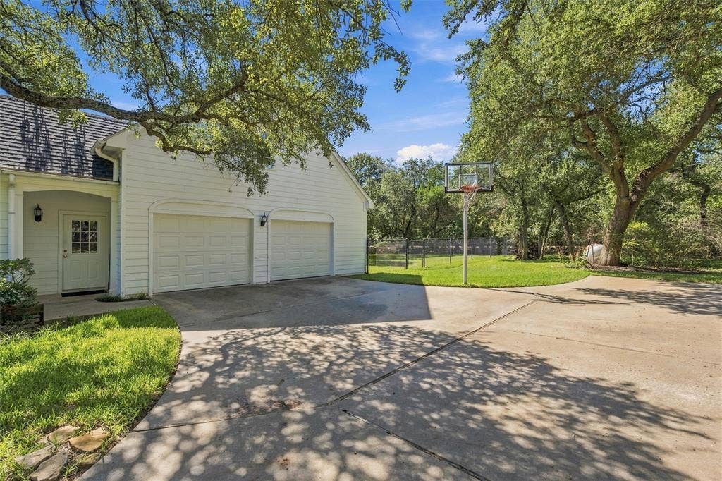 103 Royal Springs Lane, Crawford, TX 76638 103 Royal Springs Lane, Crawford, TX 76638