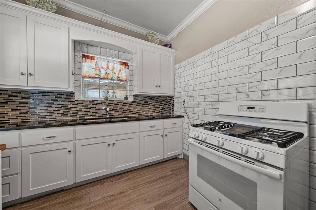 3215 Bosque Boulevard, Waco, TX 76707